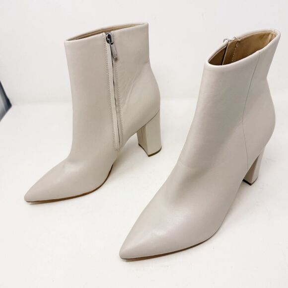 Marc Fisher White Leather Ulani Heeled Boot Pointed Toe Size 10 - Picture 4 of 6